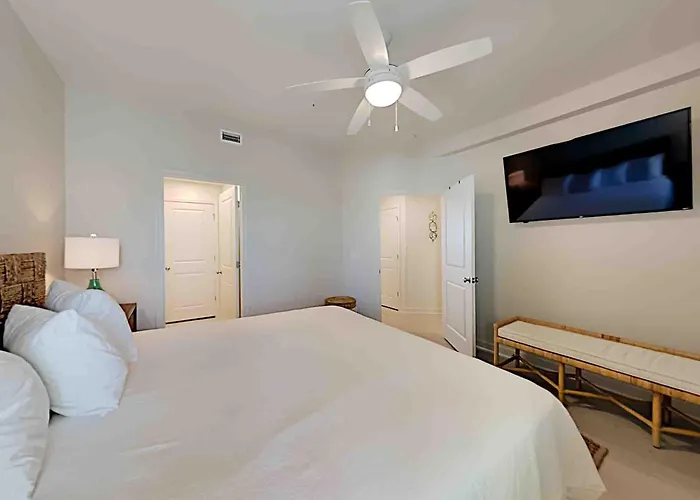 Sea Glass #201 Apartment